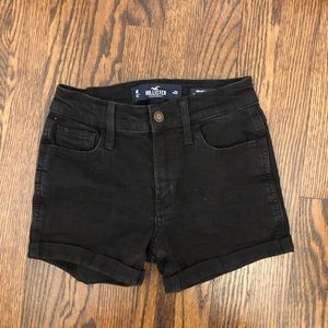 Hollister Mid-Rise black denim shorts